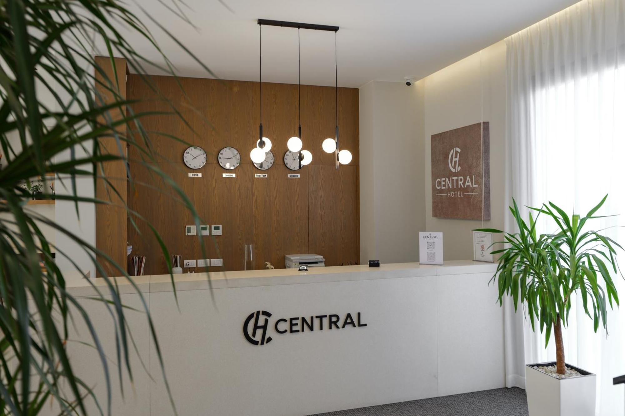 Hotel Central Вльора Екстер'єр фото